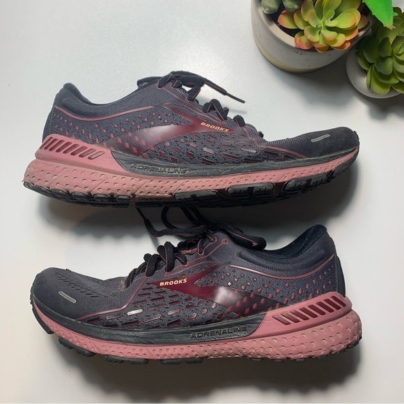 BROOKS | Women’s Adrenaline GTS 21 - Sz 9 Wide (D) - Picture 2 of 11